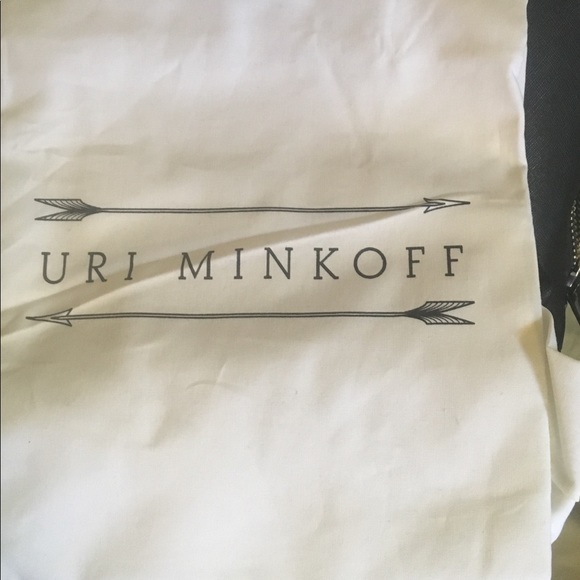 URI MINKOFF LEATHER BOOKBAG - Picture 5 of 7